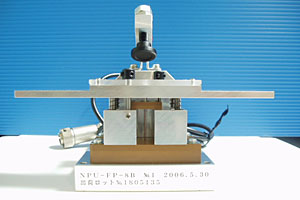 �����d�q���i���莡��j�b�g�݌v����ʐ^