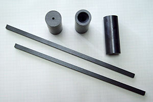 �{�����J�[�o�C�g�E�m�Y��(B4C�j�̐���ʐ^